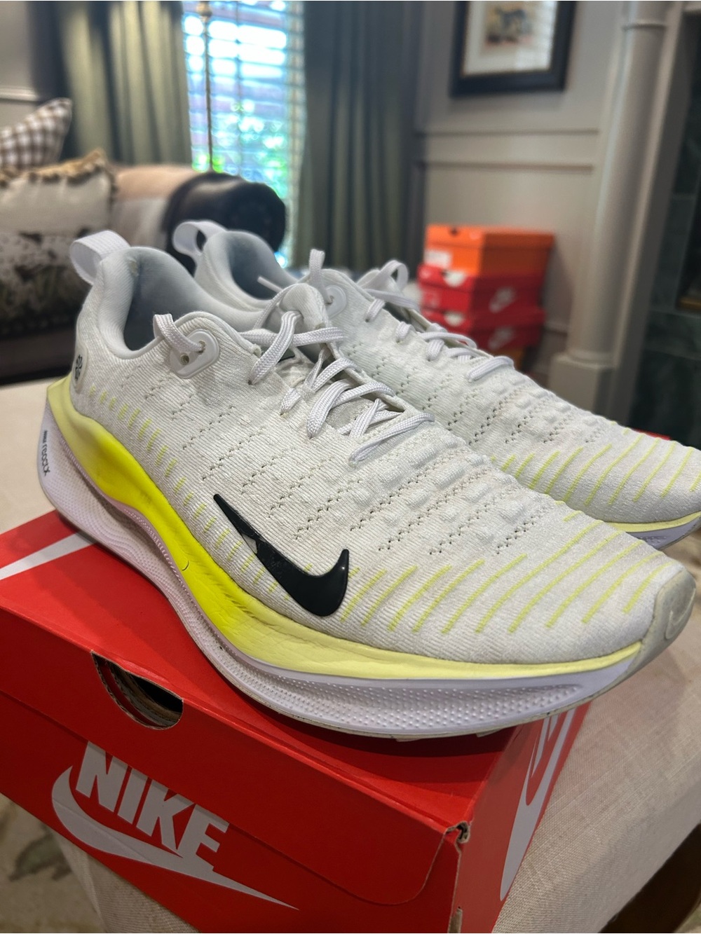 Nike InfinityRN4 Men's White/Neon Yellow Running Shoes - Picture 2 of 6